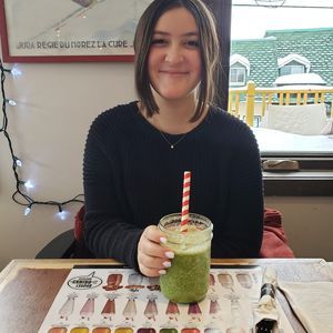 Meet your Posher, Laurie